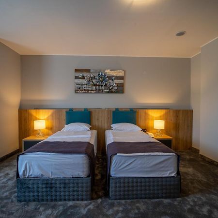 Hotel Caesar 2 Kardzsali Kültér fotó