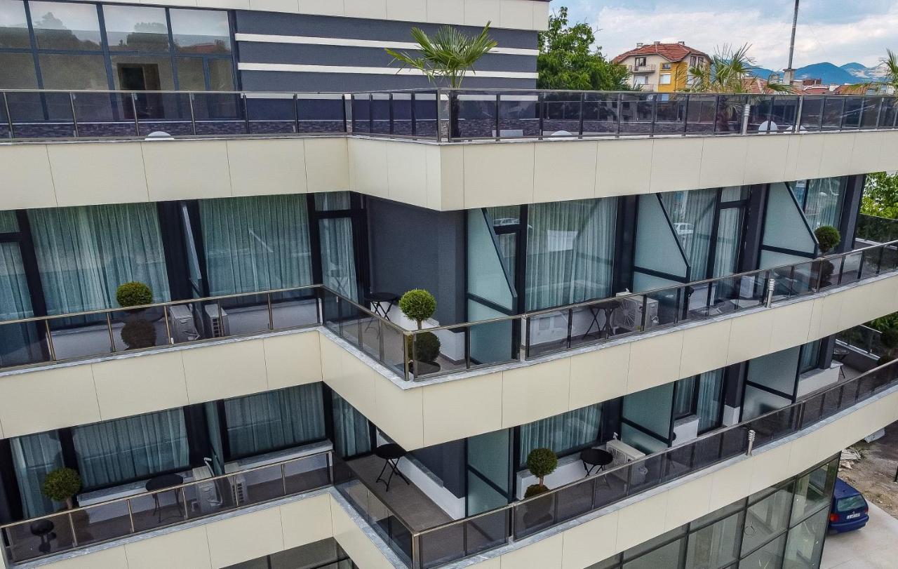 Hotel Caesar 2 Kardzsali Kültér fotó