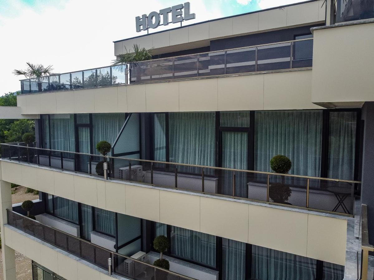 Hotel Caesar 2 Kardzsali Kültér fotó