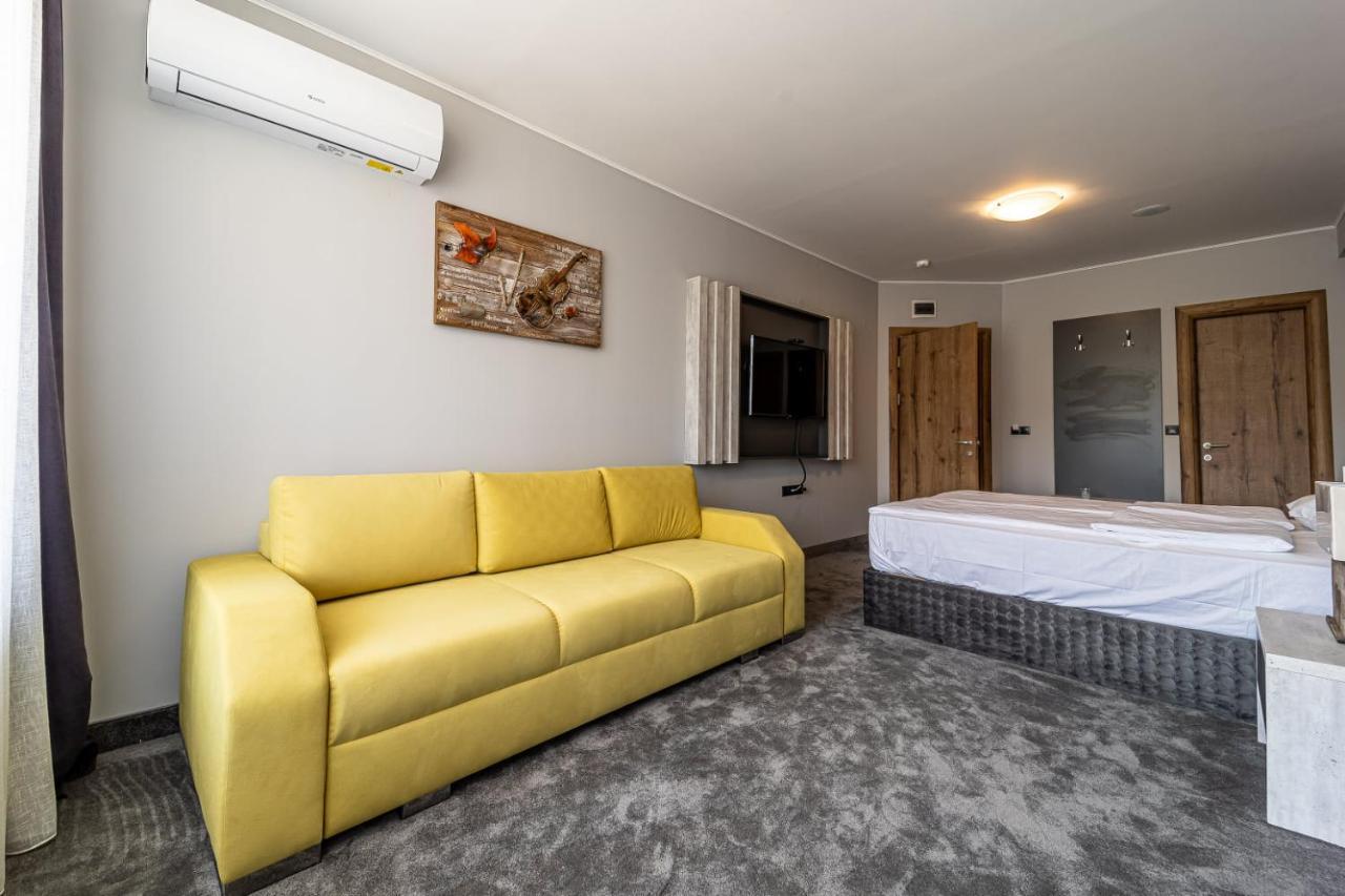 Hotel Caesar 2 Kardzsali Kültér fotó