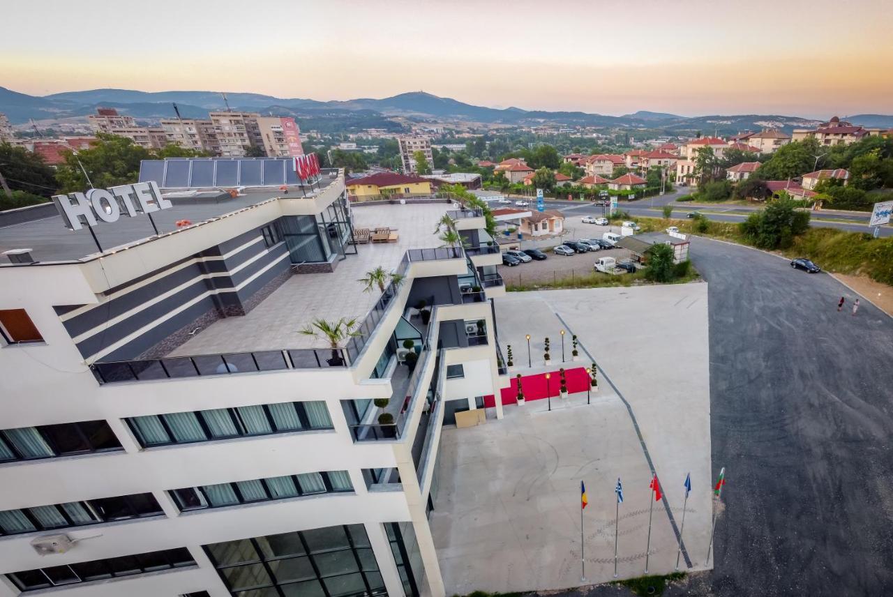 Hotel Caesar 2 Kardzsali Kültér fotó