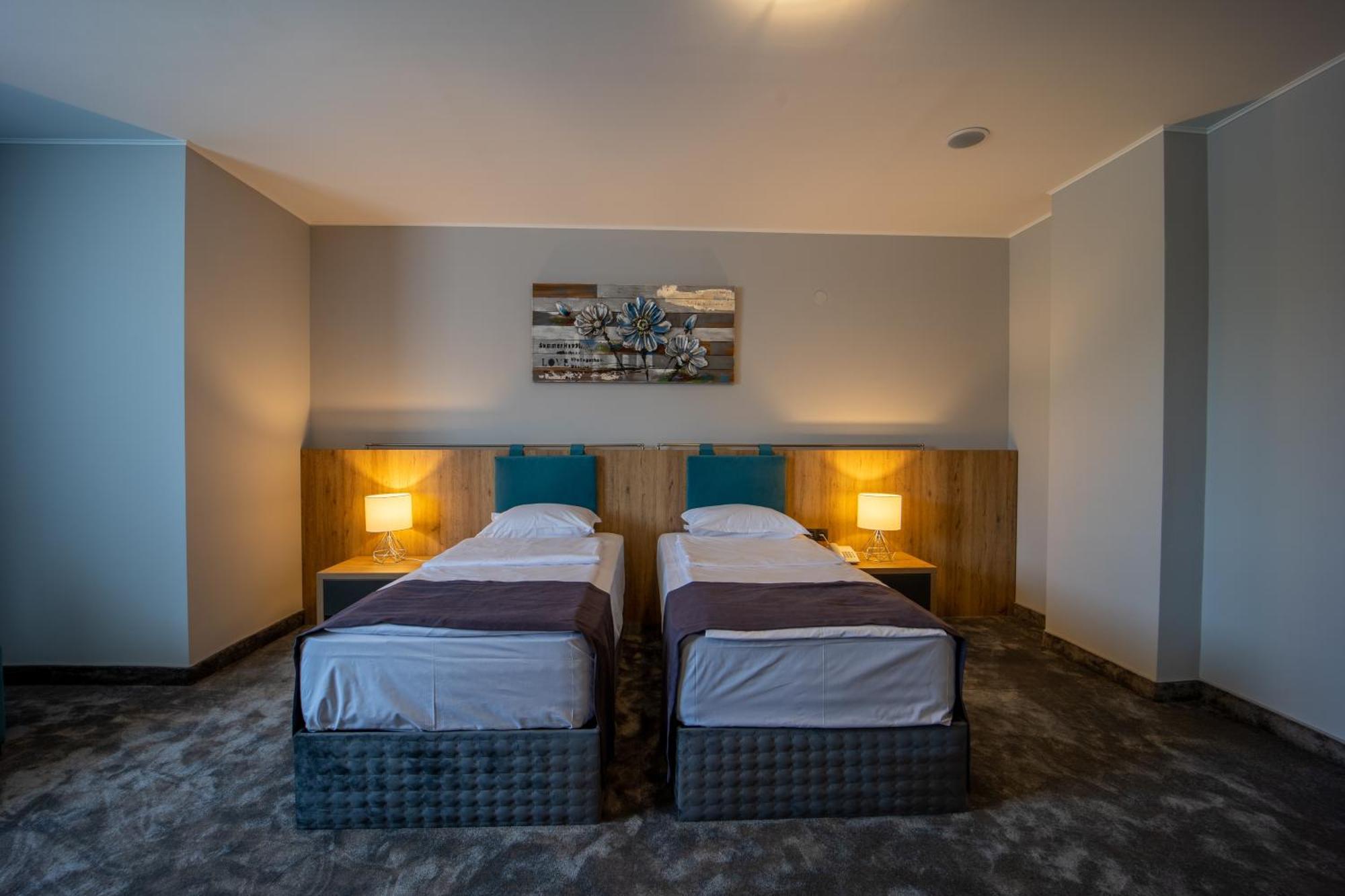 Hotel Caesar 2 Kardzsali Kültér fotó